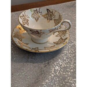 Stanley Vtg Gold Maple Leaf Tea Cup & Saucer Fine Bone China England Regency